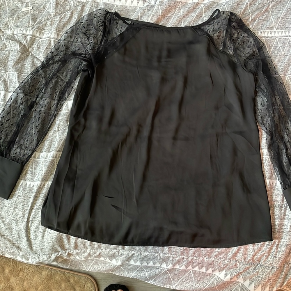 Lace sleeves all black
